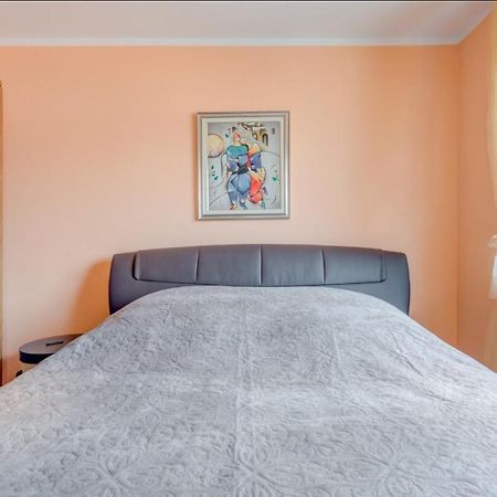 The Best Old Town View Apartment, 5 Min Walk, Parking 트로기르 외부 사진